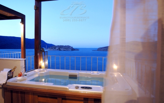 Domes of Elounda Premium Suite, Греция, Острова. Нажмите для увеличения изображения.